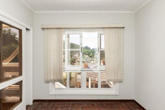 Casa à venda com 4 quartos, 460m² em Alphaville, Santana de Parnaíba