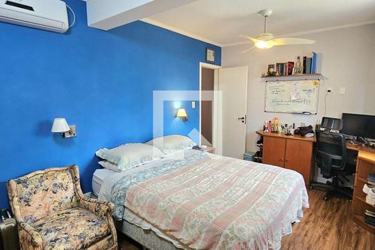 Casa à venda com 4 quartos, 218m² em Jardim Ampliacao, São Paulo