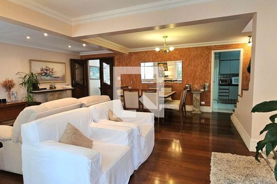 Casa à venda com 4 quartos, 218m² em Jardim Ampliacao, São Paulo