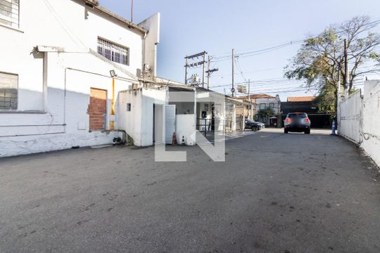 Casa à venda com 4 quartos, 719m² em Sé, São Paulo