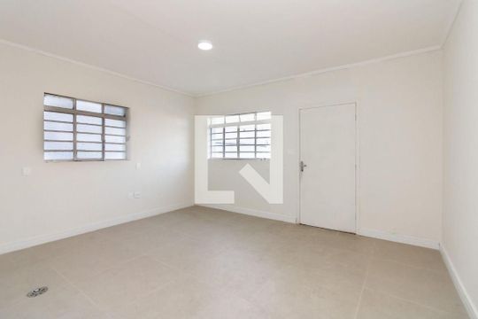 Casa à venda com 4 quartos, 719m² em Sé, São Paulo