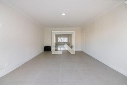 Casa à venda com 4 quartos, 719m² em Sé, São Paulo