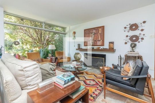 Casa à venda com 4 quartos, 390m² em Morumbi, São Paulo