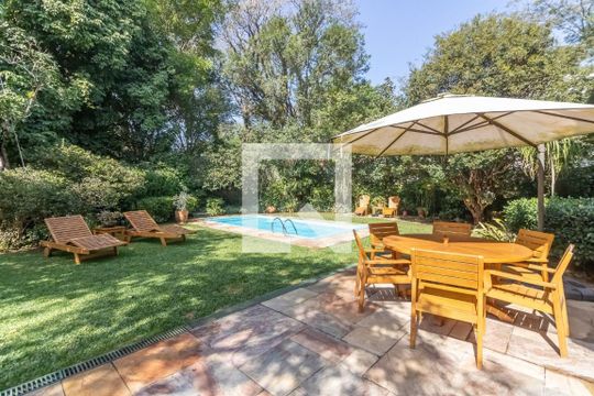 Casa à venda com 4 quartos, 390m² em Morumbi, São Paulo