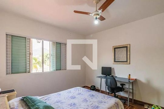 Casa à venda com 4 quartos, 460m² em Alphaville, Santana de Parnaíba