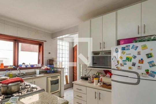 Casa à venda com 4 quartos, 460m² em Alphaville, Santana de Parnaíba