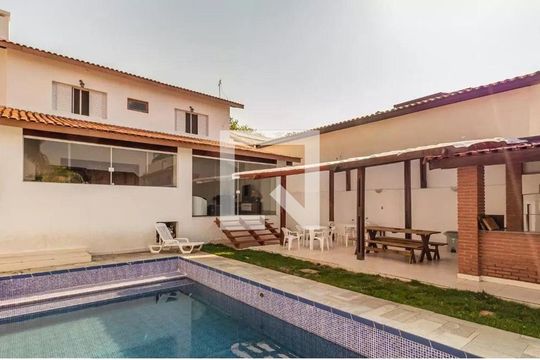 Casa à venda com 4 quartos, 460m² em Alphaville, Santana de Parnaíba
