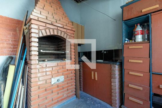 Casa à venda com 3 quartos, 150m² em Engenheiro Goulart, São Paulo