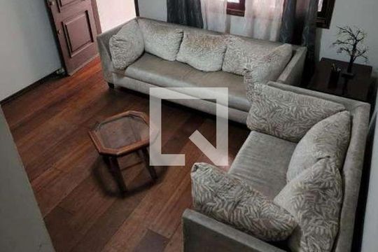Casa à venda com 3 quartos, 160m² em Parque Terra Nova II, São Bernardo do Campo