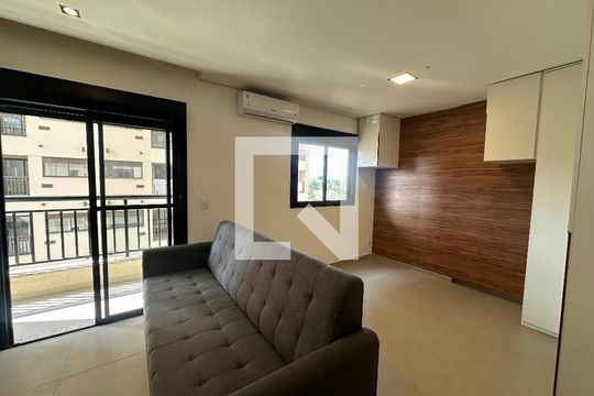 Sala de apartamento à venda com 1 quarto, 41m² em Empresarial 18 do Forte, Barueri