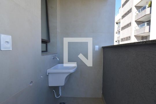 Area privativa de apartamento à venda com 3 quartos, 177m² em Funcionários, Belo Horizonte
