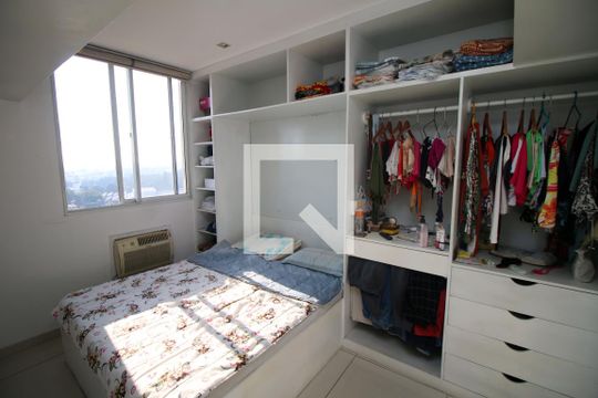 Suíte de apartamento à venda com 2 quartos, 52m² em Parada de Lucas, Rio de Janeiro
