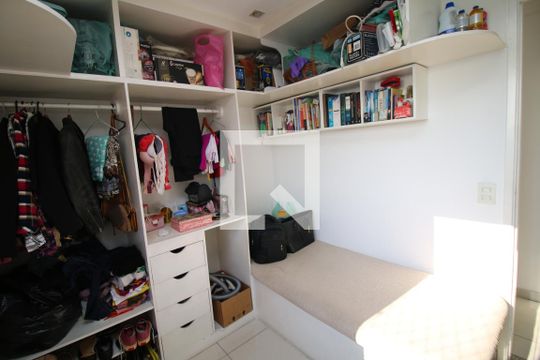 Quarto de apartamento à venda com 2 quartos, 52m² em Parada de Lucas, Rio de Janeiro