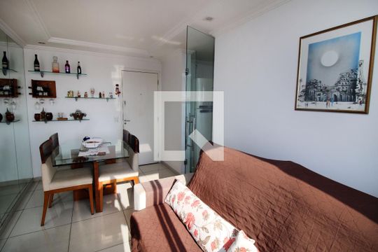 Sala de apartamento à venda com 2 quartos, 52m² em Parada de Lucas, Rio de Janeiro