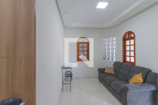 Sala de casa à venda com 3 quartos, 225m² em Colônia, Jundiaí