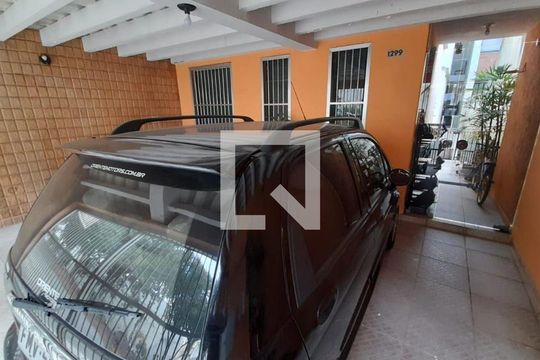Casa à venda com 4 quartos, 208m² em Jardim Itapoan, Santo André