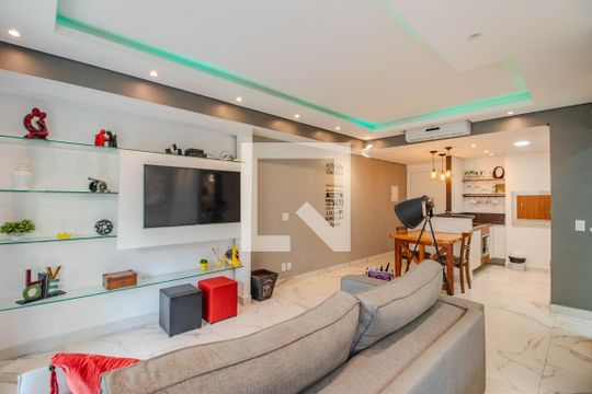 Studio de kitnet/studio à venda com 1 quarto, 48m² em Petrópolis, Porto Alegre