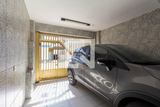 Garagem de casa à venda com 2 quartos, 90m² em Tatuapé, São Paulo