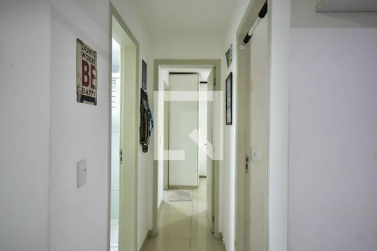 Corredor de apartamento à venda com 2 quartos, 58m² em Morumbi, São Paulo
