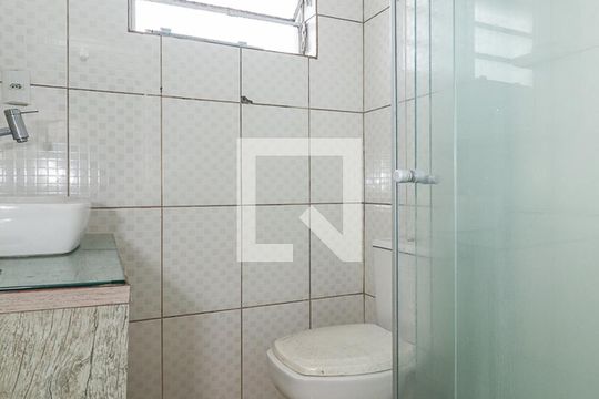 Banheiro de apartamento à venda com 1 quarto, 50m² em Jardim Vila Leopoldina, Porto Alegre