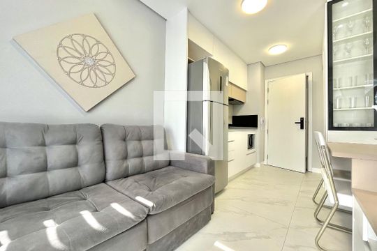 Sala de apartamento à venda com 1 quarto, 28m² em Mirandópolis, São Paulo