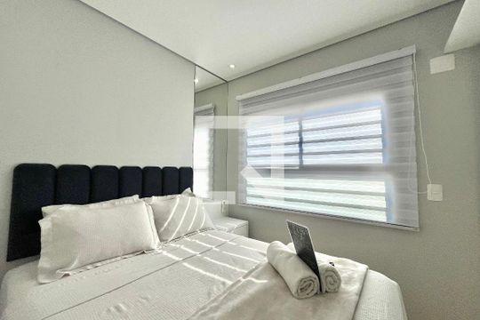 Quarto de apartamento à venda com 1 quarto, 28m² em Mirandópolis, São Paulo