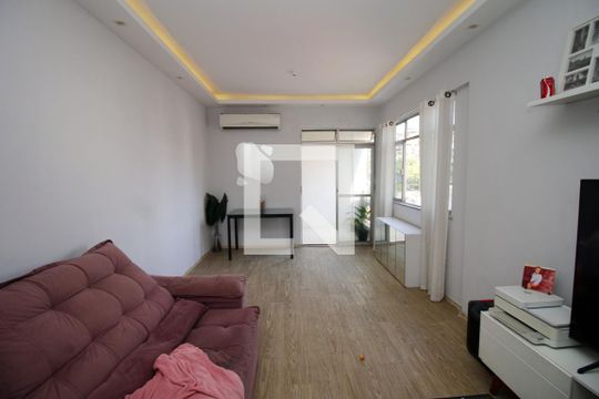 Sala de apartamento para alugar com 2 quartos, 78m² em Ramos, Rio de Janeiro