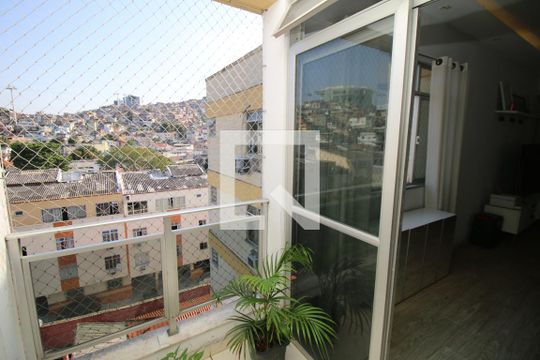 Varanda  de apartamento para alugar com 2 quartos, 78m² em Ramos, Rio de Janeiro