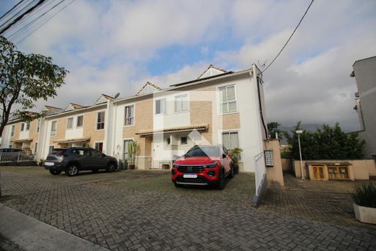 Fachada de casa de condomínio à venda com 5 quartos, 149m² em Freguesia (jacarepaguá), Rio de Janeiro