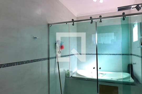 Suíte 1 Banheiro de casa à venda com 2 quartos, 220m² em Bairro dos Casa, São Bernardo do Campo