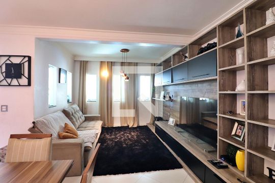 Sala de casa à venda com 2 quartos, 220m² em Bairro dos Casa, São Bernardo do Campo