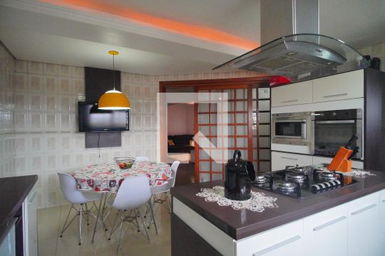 Cozinha de casa à venda com 3 quartos, 320m² em Fazenda São Borja, São Leopoldo