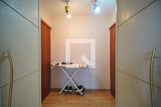 Closet da suíte de casa à venda com 3 quartos, 320m² em Fazenda São Borja, São Leopoldo