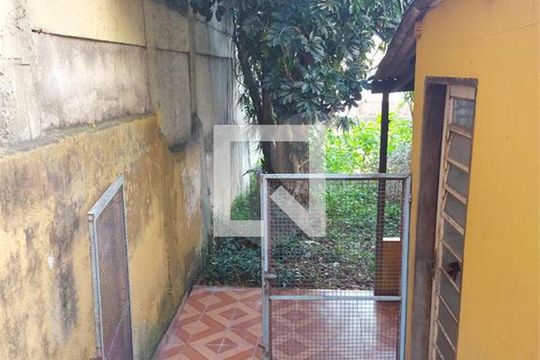 Casa à venda com 3 quartos, 136m² em Vila Guarani, São Paulo