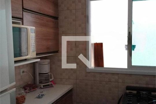 Casa à venda com 3 quartos, 125m² em Parque Central, Santo André