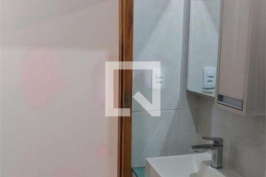Casa à venda com 3 quartos, 198m² em Itaquera, São Paulo