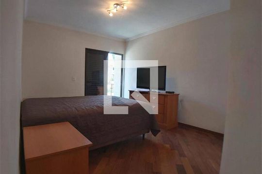 Casa à venda com 4 quartos, 420m² em Jardim Textil, São Paulo