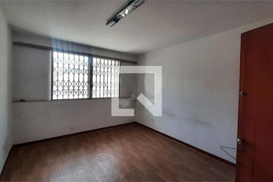 Casa à venda com 4 quartos, 400m² em Brooklin, São Paulo