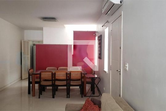 Casa à venda com 3 quartos, 149m² em Santo Amaro, São Paulo