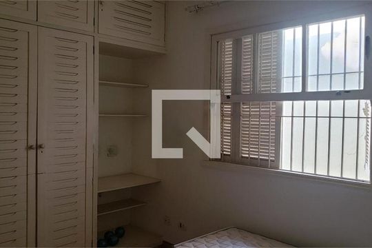 Casa à venda com 3 quartos, 149m² em Santo Amaro, São Paulo