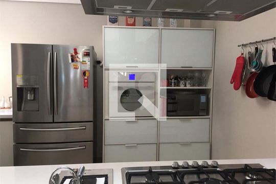 Casa à venda com 3 quartos, 120m² em Santo Amaro, São Paulo
