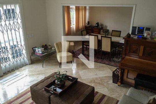 Sala de casa à venda com 3 quartos, 142m² em Cidade Monções, São Paulo