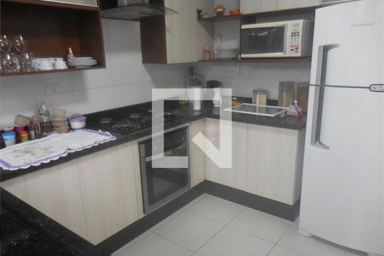 Casa à venda com 2 quartos, 115m² em Vila Isa, São Paulo