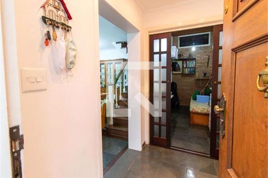 Casa à venda com 3 quartos, 133m² em Jardim Petropolis, São Paulo