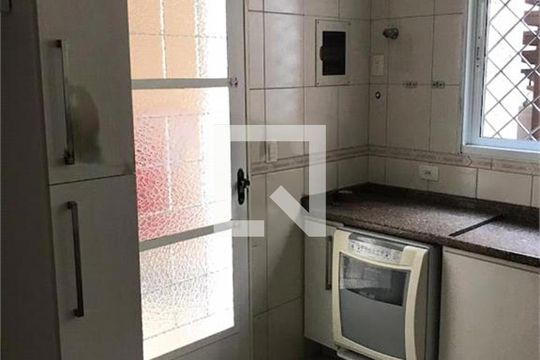 Casa à venda com 4 quartos, 236m² em Vila Campo Grande, São Paulo