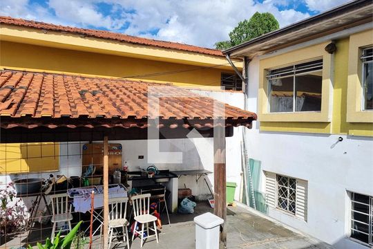 Casa à venda com 2 quartos, 100m² em Vila Sao Paulo, São Paulo