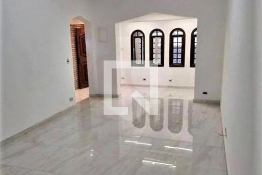 Casa à venda com 3 quartos, 161m² em Vila Campo Grande, São Paulo