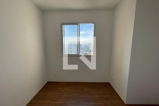 Quarto 1 de apartamento para alugar com 2 quartos, 34m² em Jardim Celeste, São Paulo