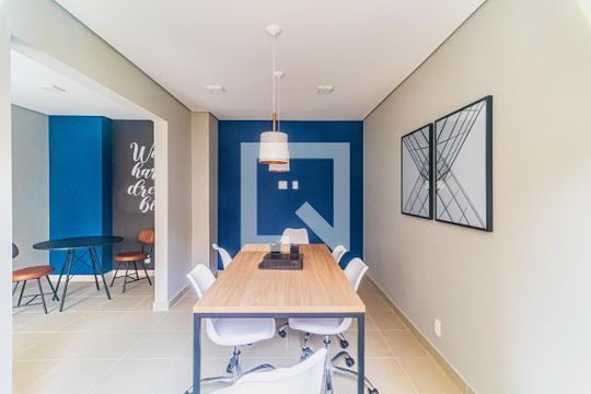 Área comum de apartamento para alugar com 2 quartos, 34m² em Jardim Celeste, São Paulo