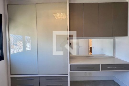 Quarto 1 de apartamento para alugar com 4 quartos, 214m² em Paraíso, São Paulo
